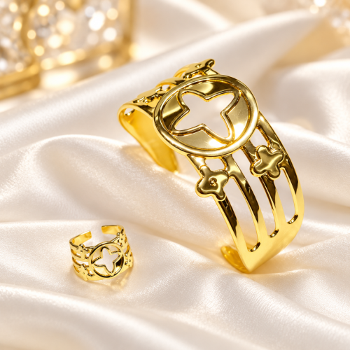 Alloy adjustable cut-out four-leaf clover cuff Bangel and ring set