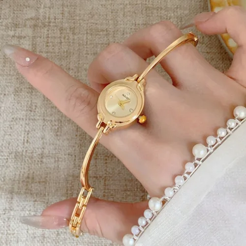 NAIDU Watch - Item 4 Model 1 - Round Dial Slim Bangle