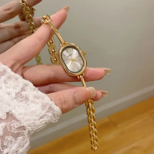 NAIDU Watch - Item 4 Model 2 - Round Dial Slim Bangle