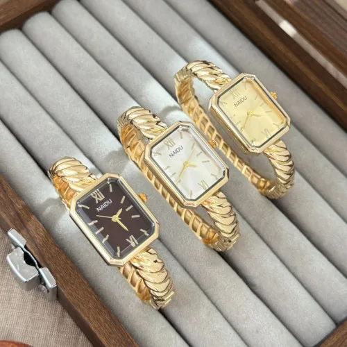 NAIDU Watch - Item 6 Model 6 - Twisted Bracelet