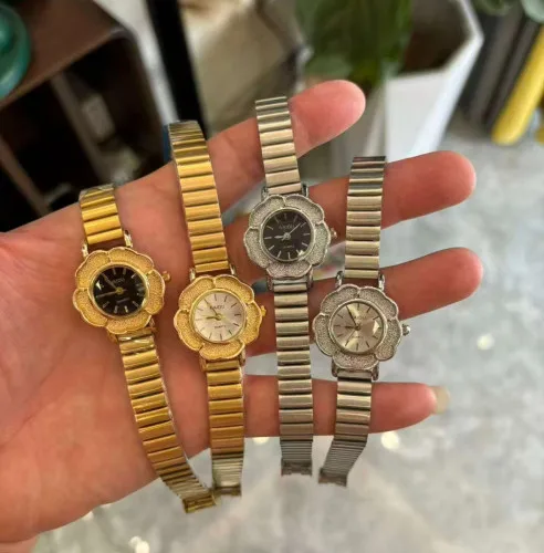 NAIDU Watch - Model 4