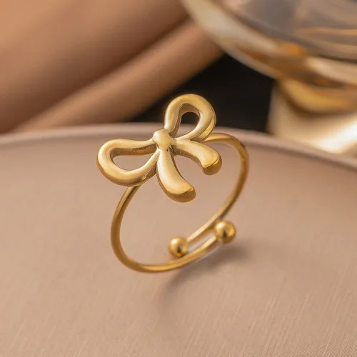 Pookie adjustable Finger ring