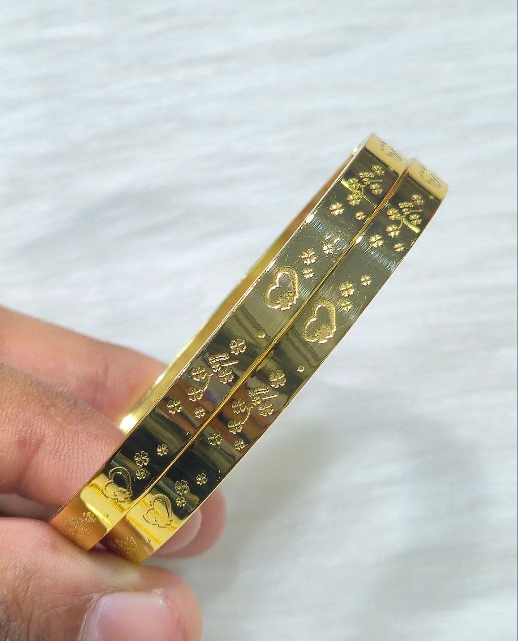 SS Round Bangle Love Leaf