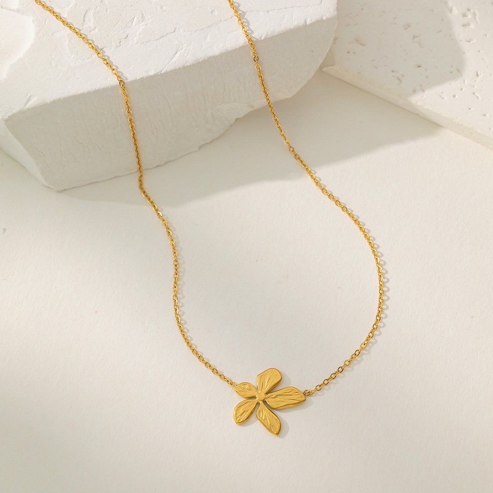 SS leaf Necklace #17